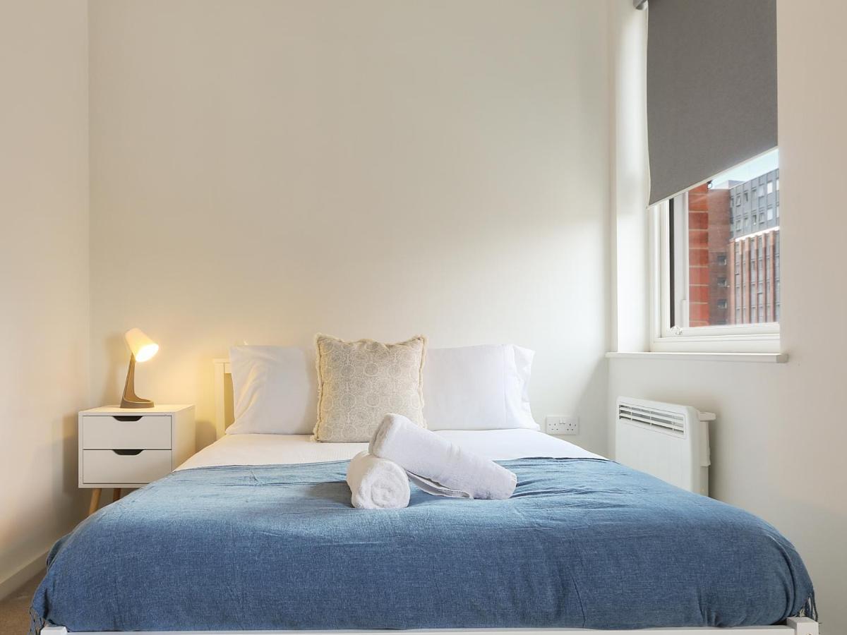 Modern 2-Bed Apartment, Free Parking, City Centre, Netflix & Pet Friendly - Hosted By Stay Host Save Sheffield Eksteriør bilde