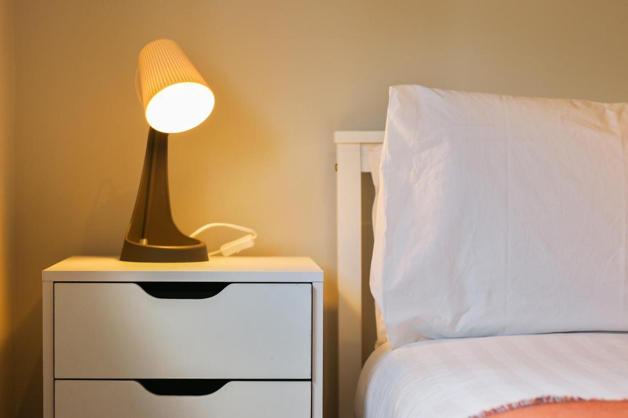 Modern 2-Bed Apartment, Free Parking, City Centre, Netflix & Pet Friendly - Hosted By Stay Host Save Sheffield Eksteriør bilde